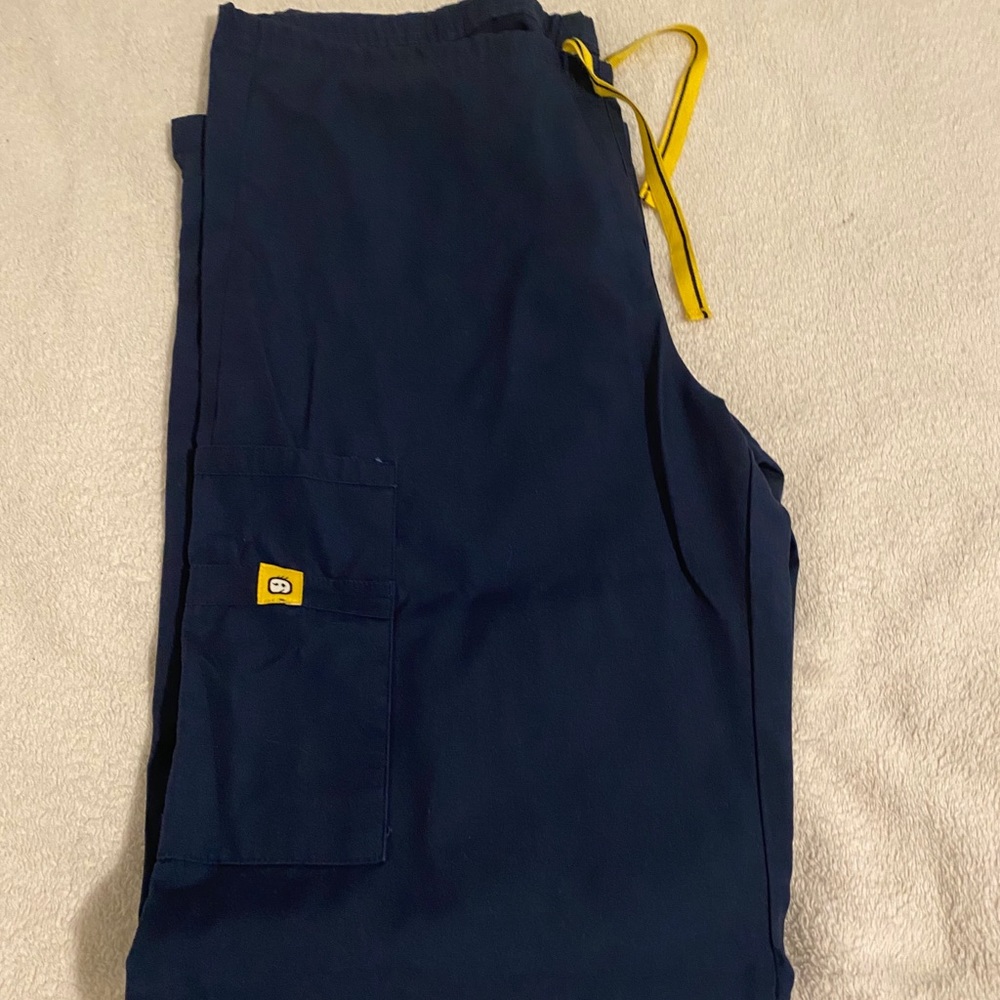 Scrub pants